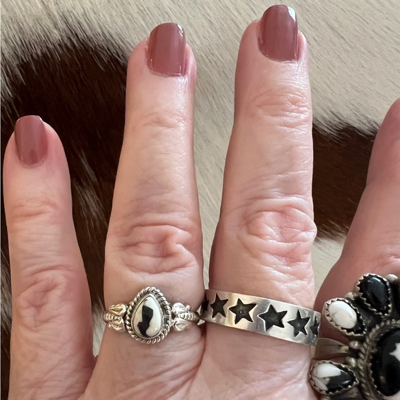 ❤️ White Buffalo Turquoise Teardrop Ring Sz 6.75 Navajo Southwestern Sterling - Picture 4 of 13